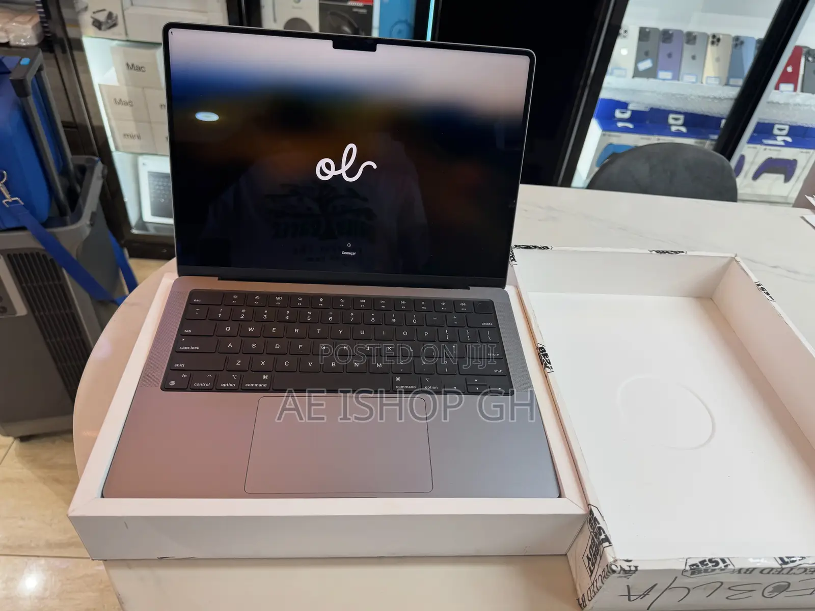 Laptop Apple MacBook Pro 2025 M5 16GB Apple M5 SSD 1T