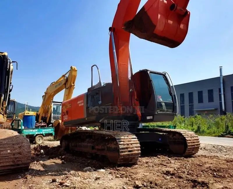 Hitachi ZX240-3 Excavator 2022 2411hrs Export From Shanghai