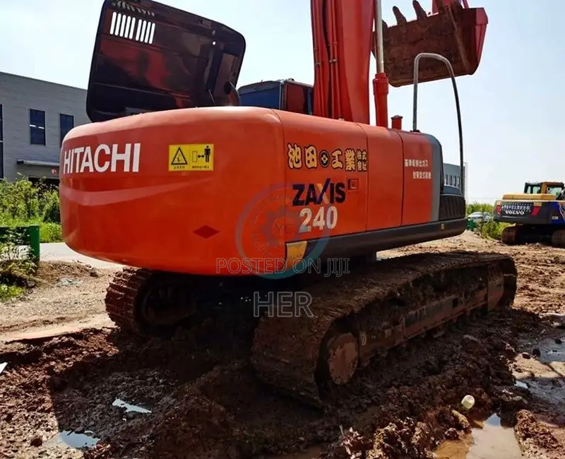 Hitachi ZX240-3 Excavator 2022 2411hrs Export From Shanghai