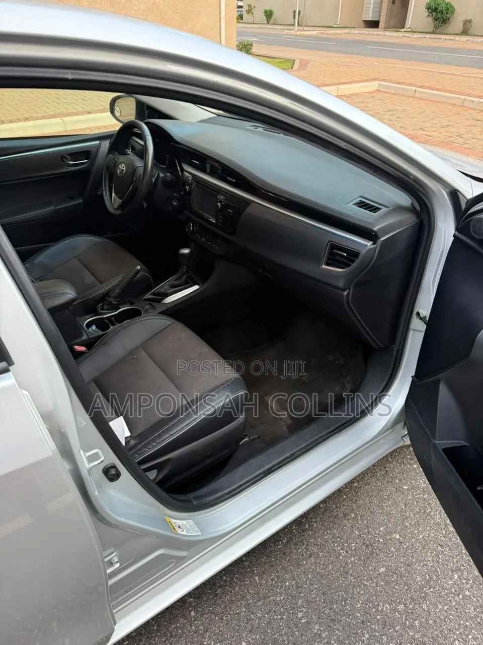 Toyota Corolla 2015 Gray