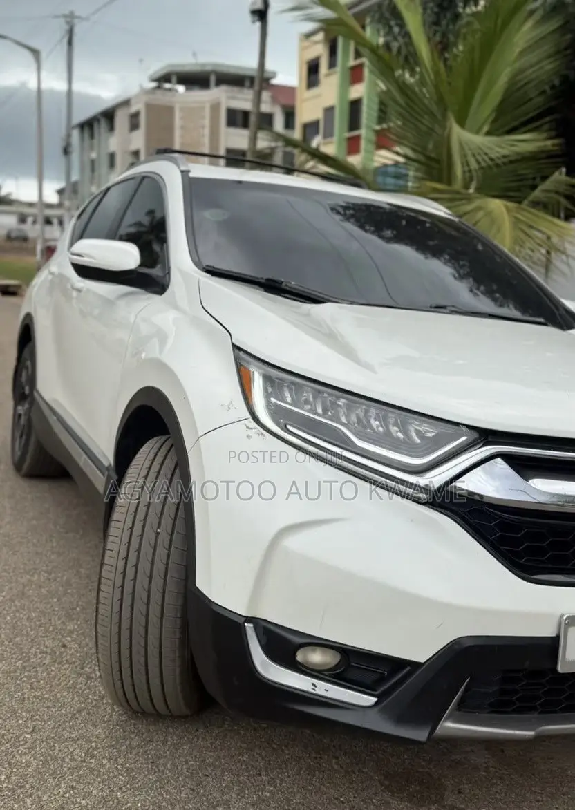 Honda CR-V Touring AWD 2018 White