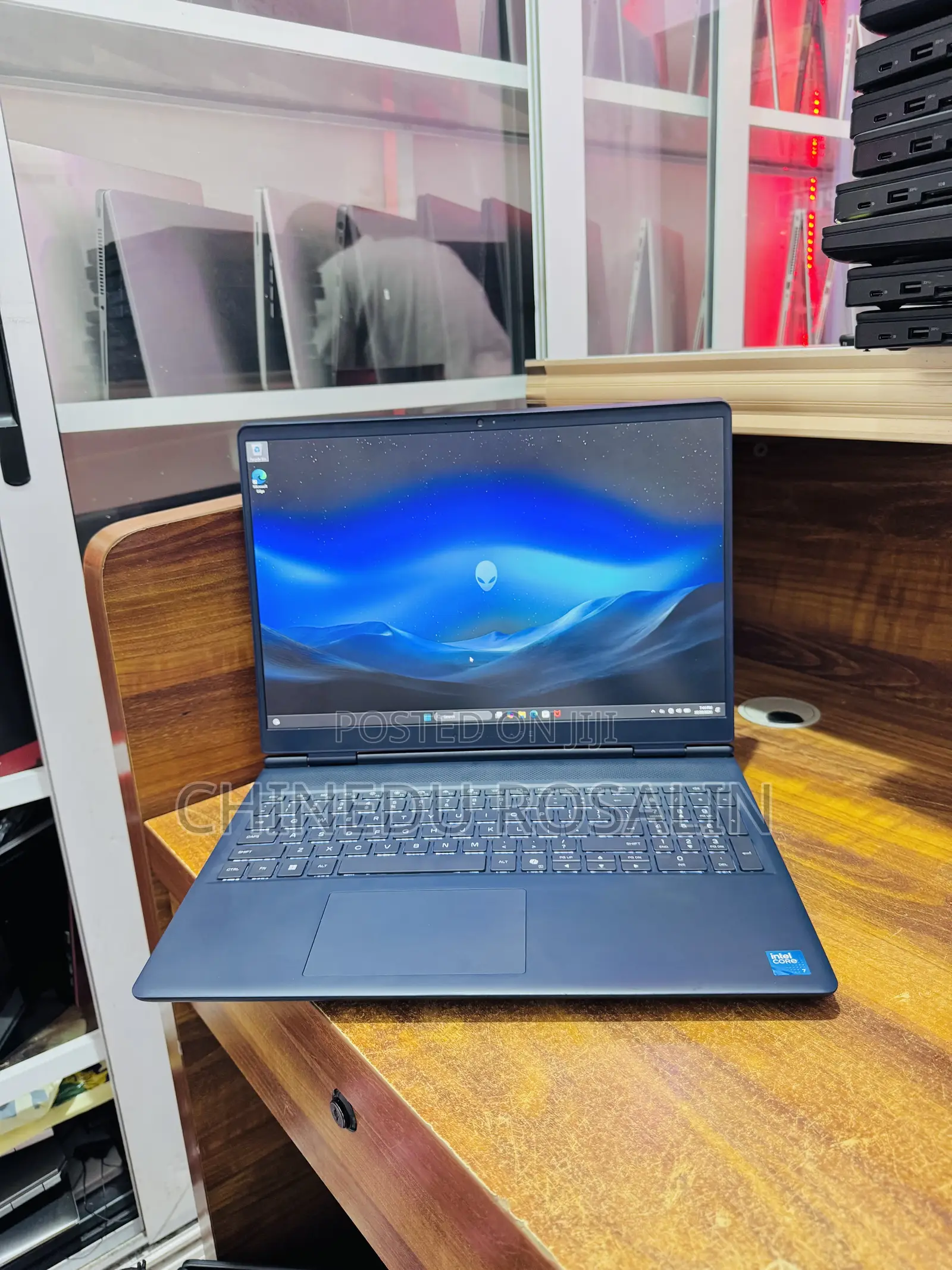 Laptop Dell Alienware Aurora 16 16GB Intel Core 7 SSD 512GB