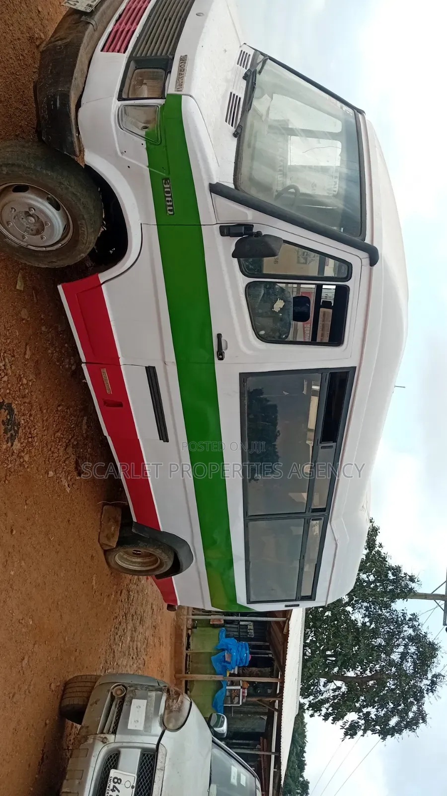 Mercedes-Benz T2 2001