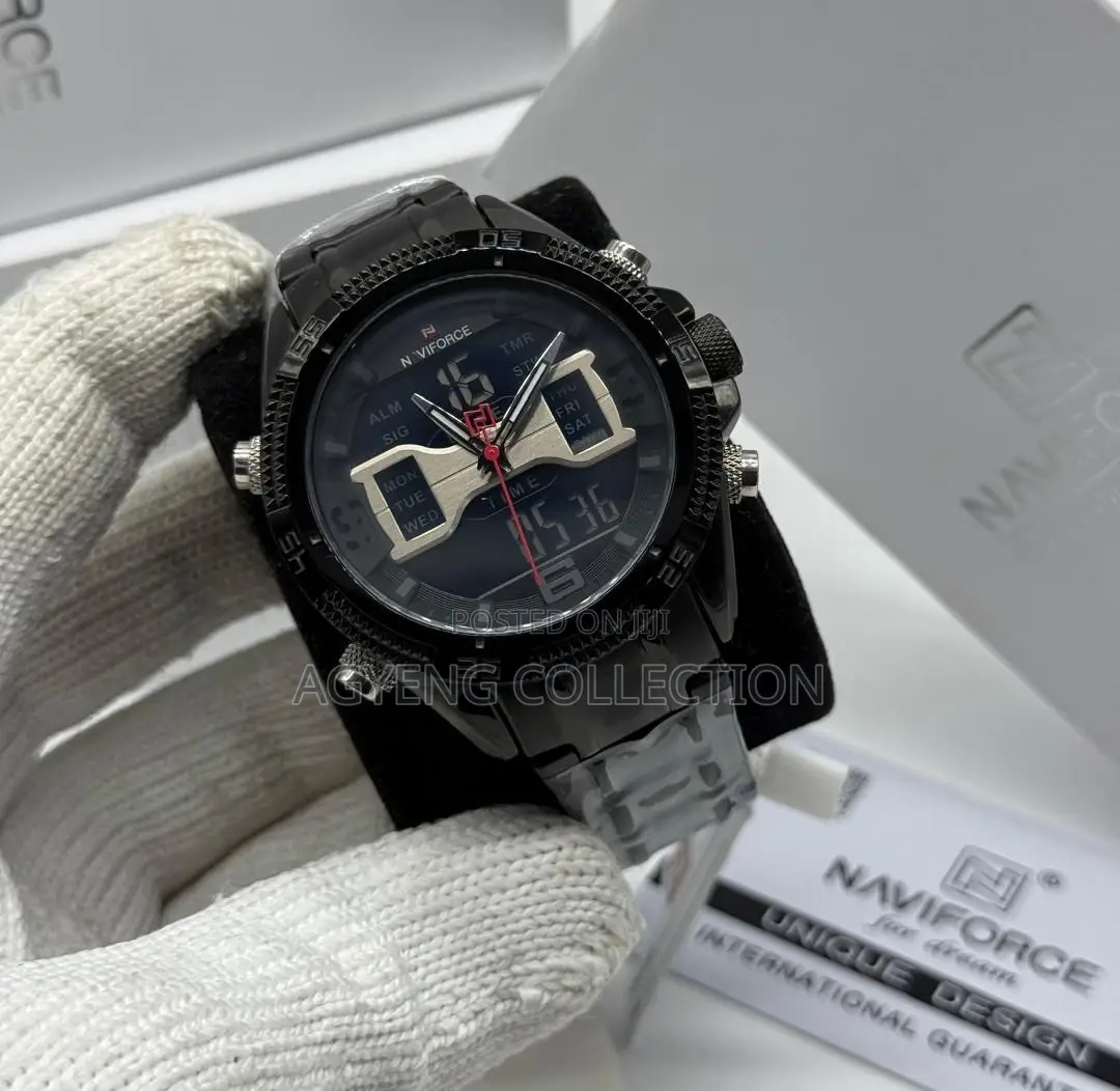 Solid Chain Wristwatch