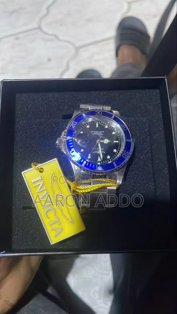 Invicta Pro Diver 8928OB.