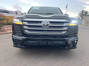 Toyota Land Cruiser 4.5 V8 GXR 2017 Black