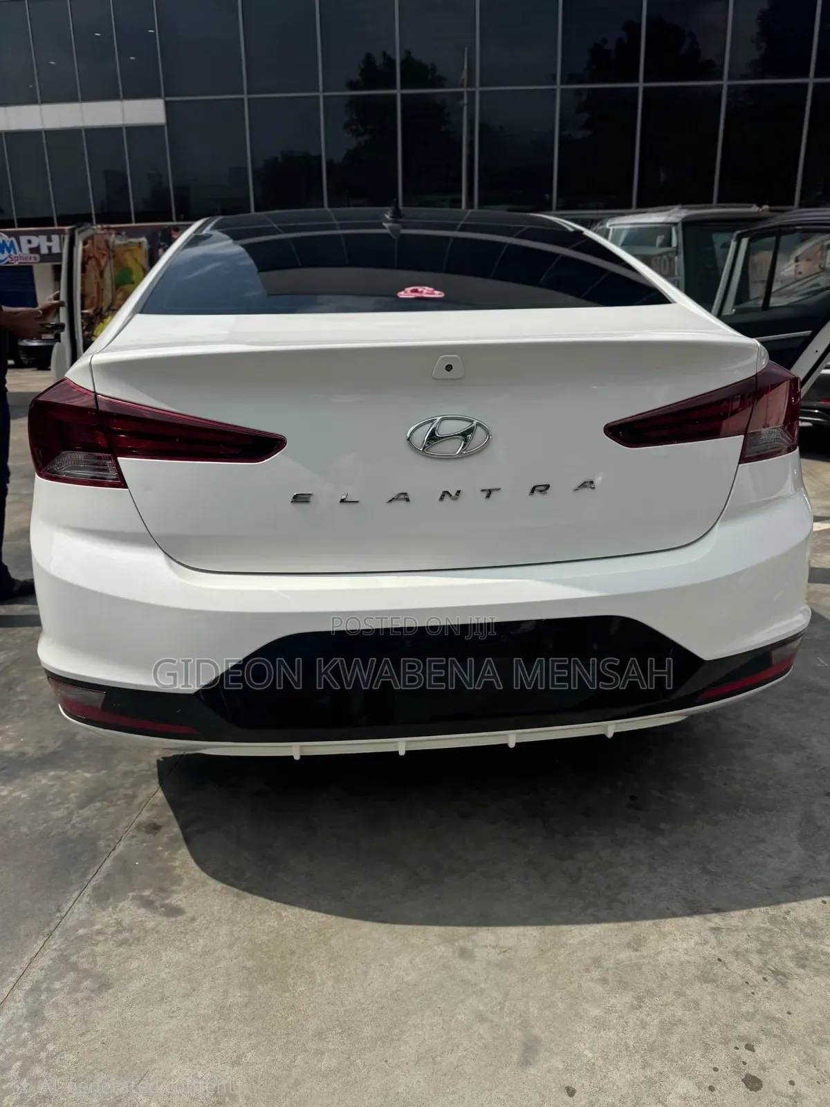 Hyundai Elantra SE Sedan FWD (1.8L 4cyl 6A) 2016 White