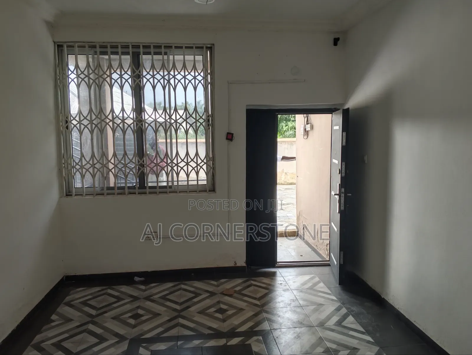 2bdrm Apartment in Pokuase for rent