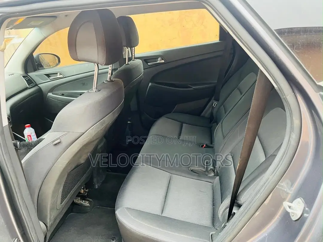 Hyundai Tucson SE AWD 2018 Gray