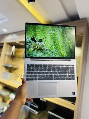 New Laptop HP ProBook 460 G11 16GB Intel Core Ultra 7 SSD 512GB