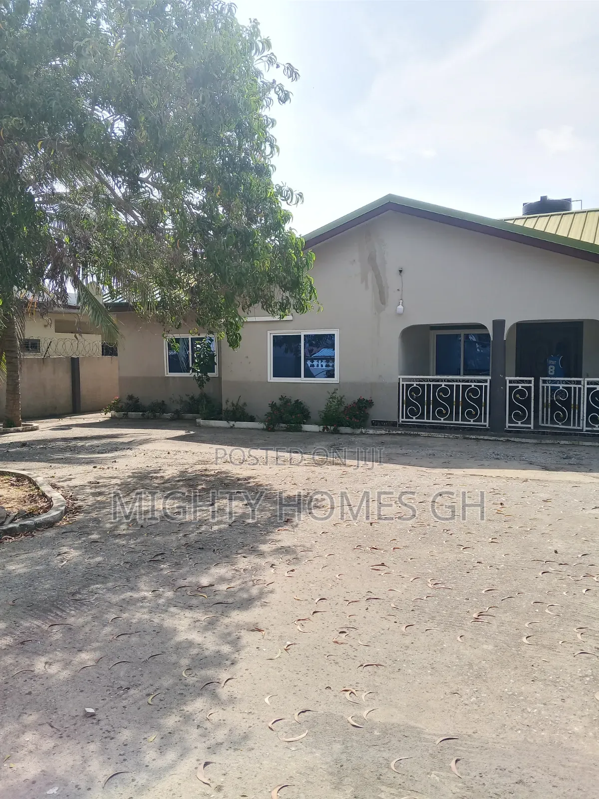 5bdrm House in Mighty Homes, Kasoa for rent
