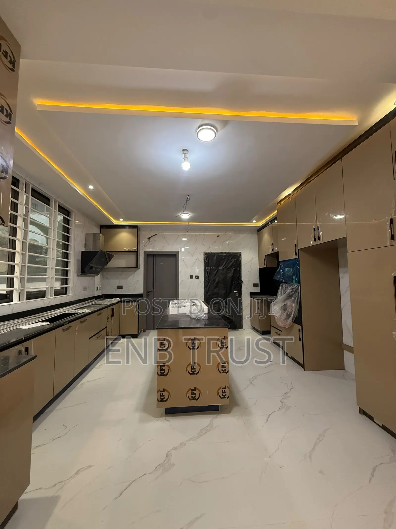 4bdrm Duplex in Tantra Spot M, Unity Closed for sale
