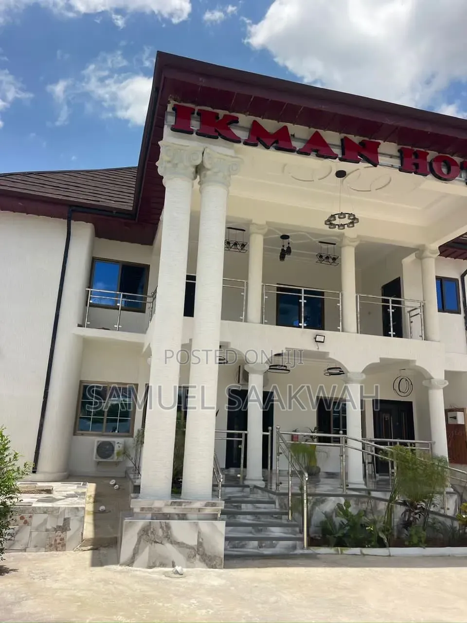 4bdrm Farm House in 100, Asokore Mampong Municipal for sale