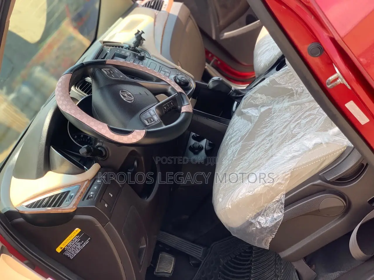 Hyundai Santa Fe GLS 4dr SUV AWD (3.3L 6cyl 6A) 2014 Red
