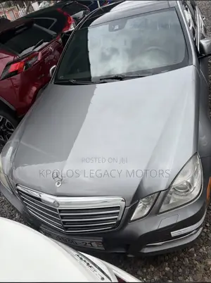 Mercedes-Benz E350 2012 Gray