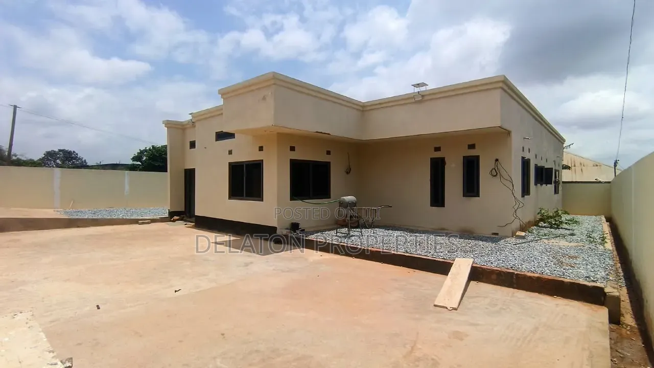 4bdrm House in Pentecost for rent