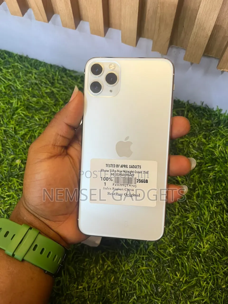 New Apple iPhone 11 Pro Max 256 GB White