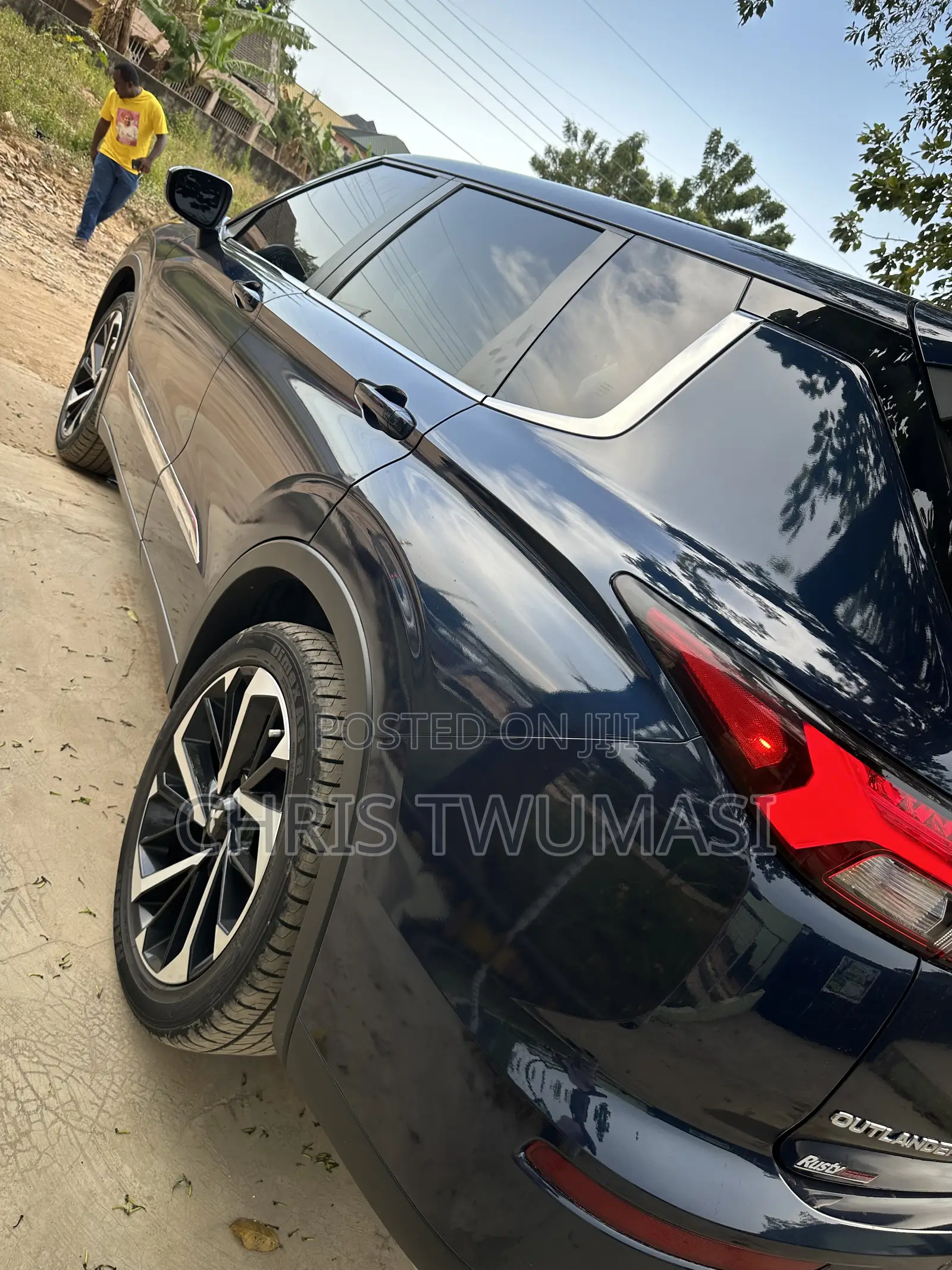 Mitsubishi Outlander 2023 Blue