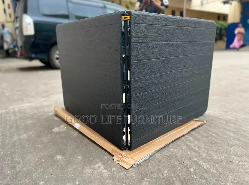 8 Seater Foldable Table