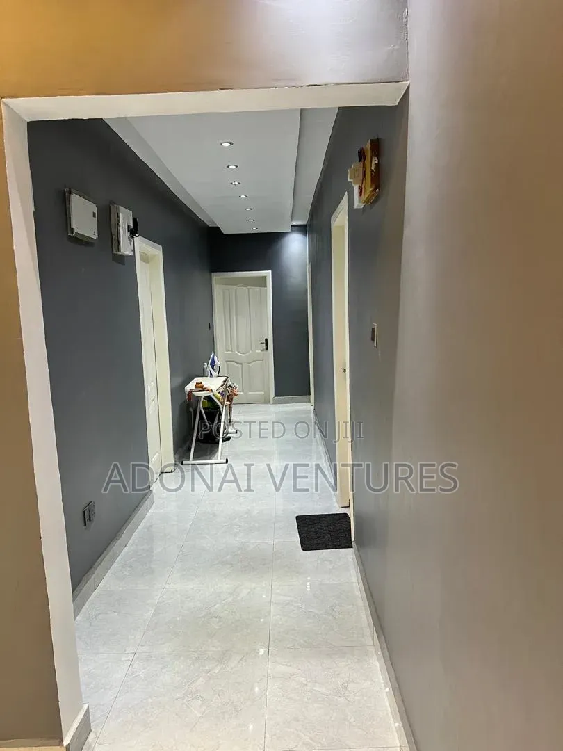 3bdrm House in Santasi Apire Darko, Kumasi Metropolitan for sale