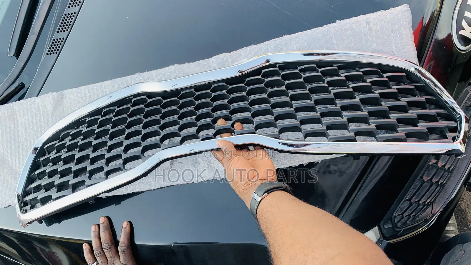 Kia Forte 2012, 2013, 2014, 2015 Front Bumper Grille: Shells