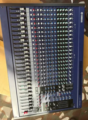 Yamaha MG24 24channel Analog Mixer