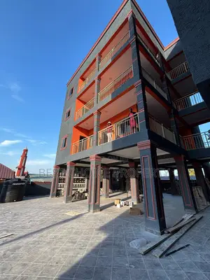 2bdrm Apartment in Lakeside Estate for rent