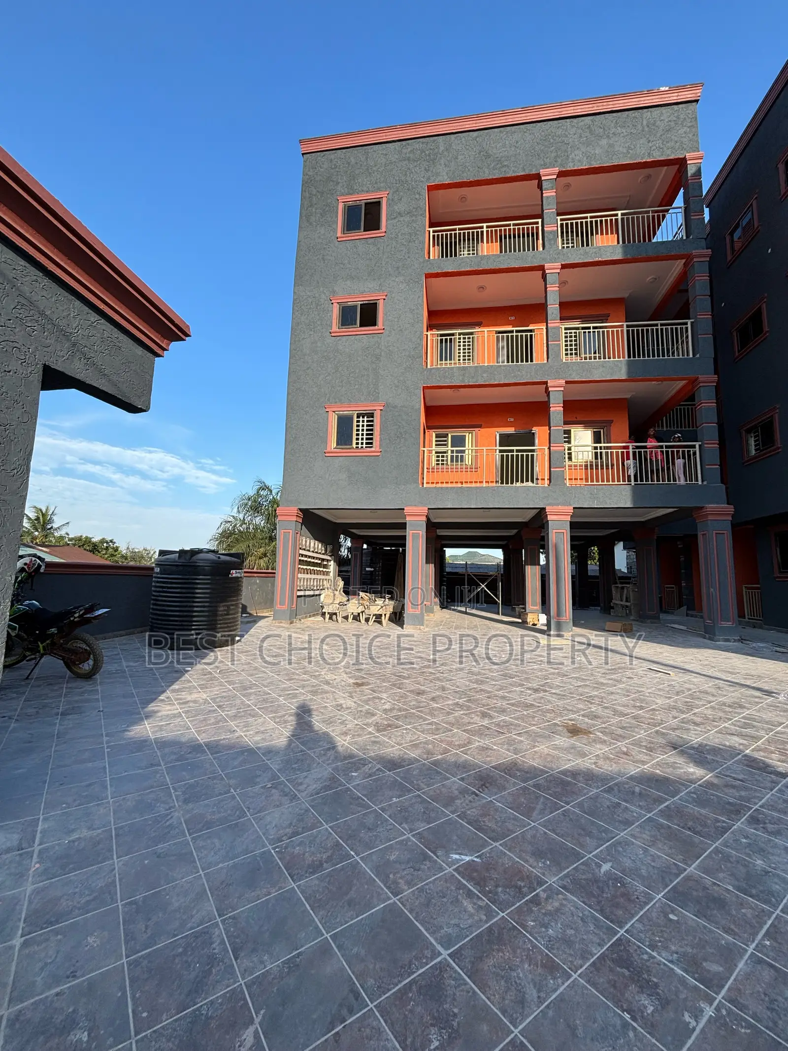 2bdrm Apartment in Lakeside Estate for rent