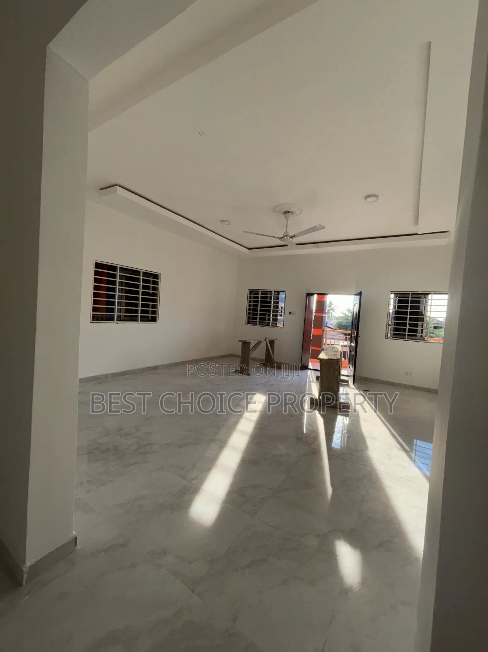 2bdrm Apartment in Lakeside Estate for rent