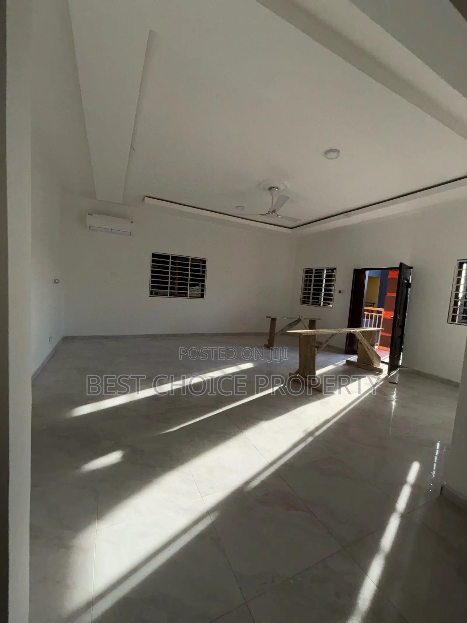 2bdrm Apartment in Lakeside Estate for rent