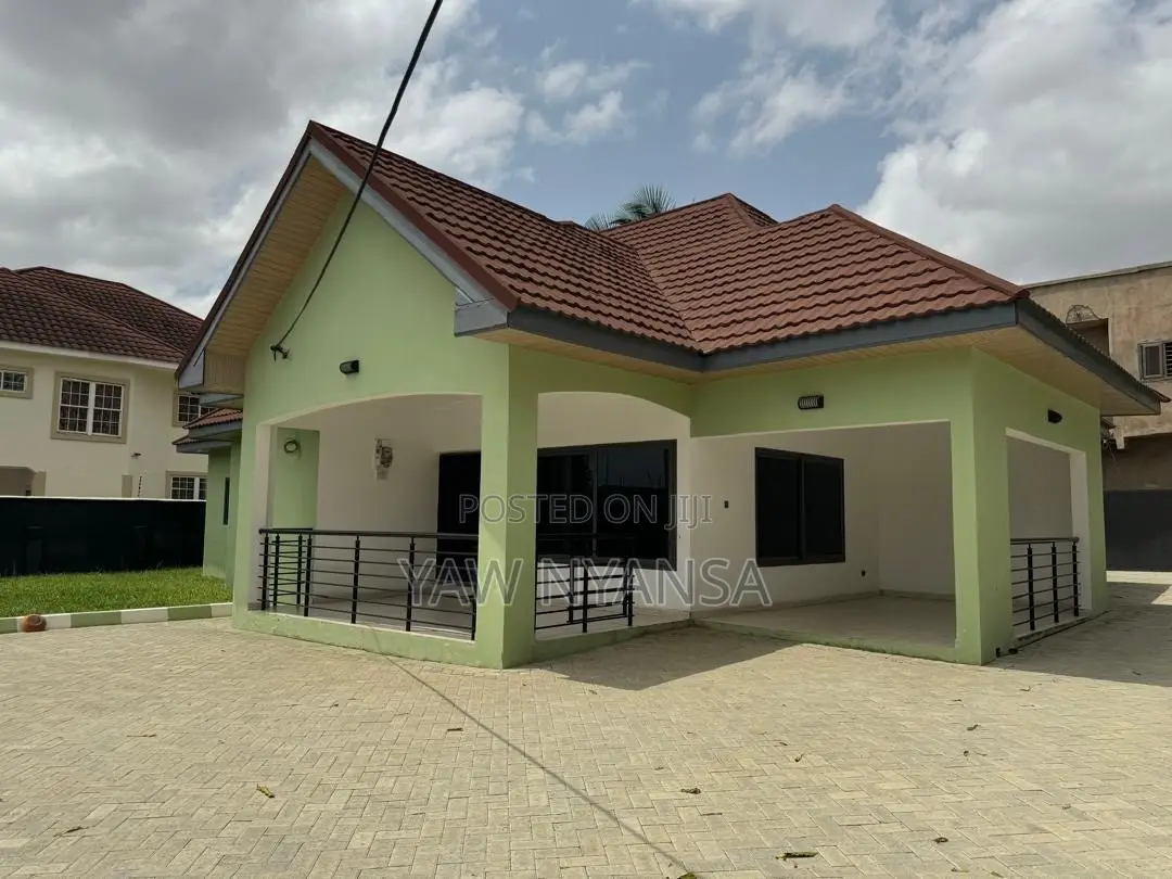 3bdrm House in East Legon Estate for rent