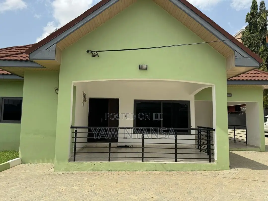 3bdrm House in East Legon Estate for rent