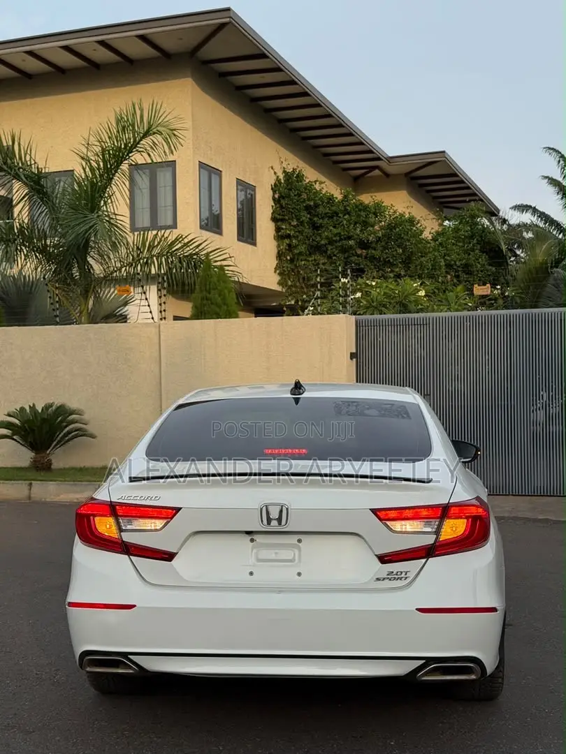 Honda Accord Sport 2.0T 2022 White