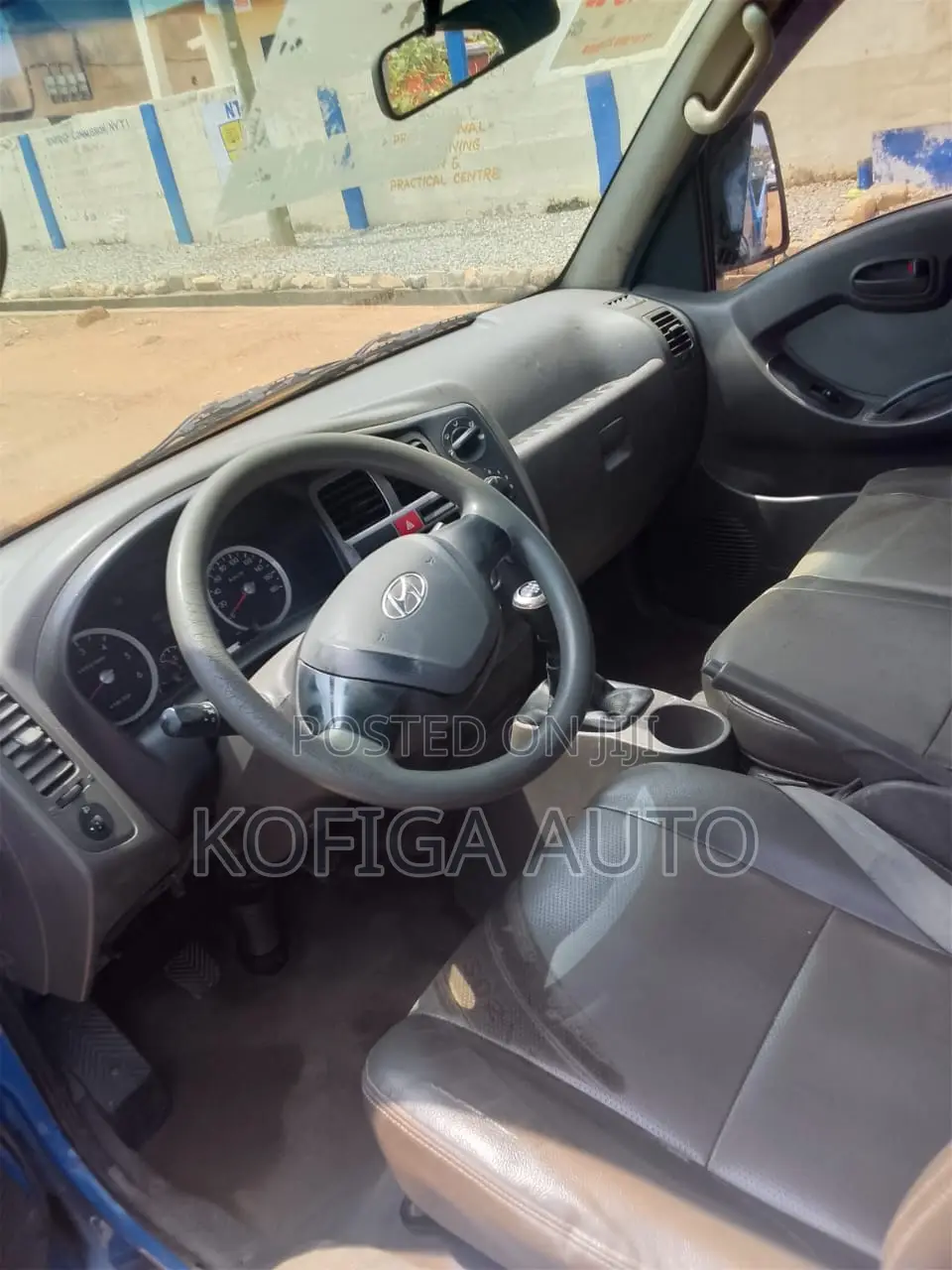 Kia Bongo 2013 Blue