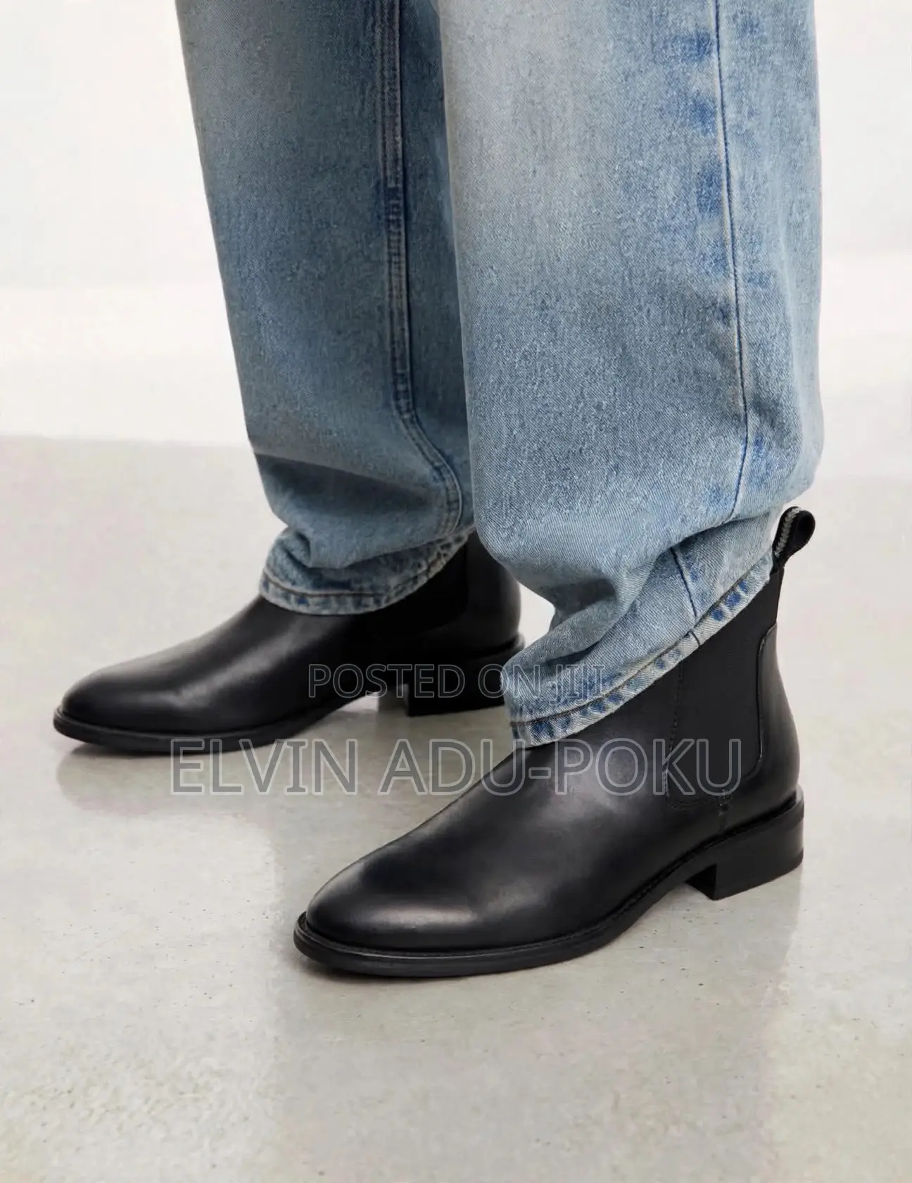 Chelsea High Classic Boots in Different Colours , Swipe >