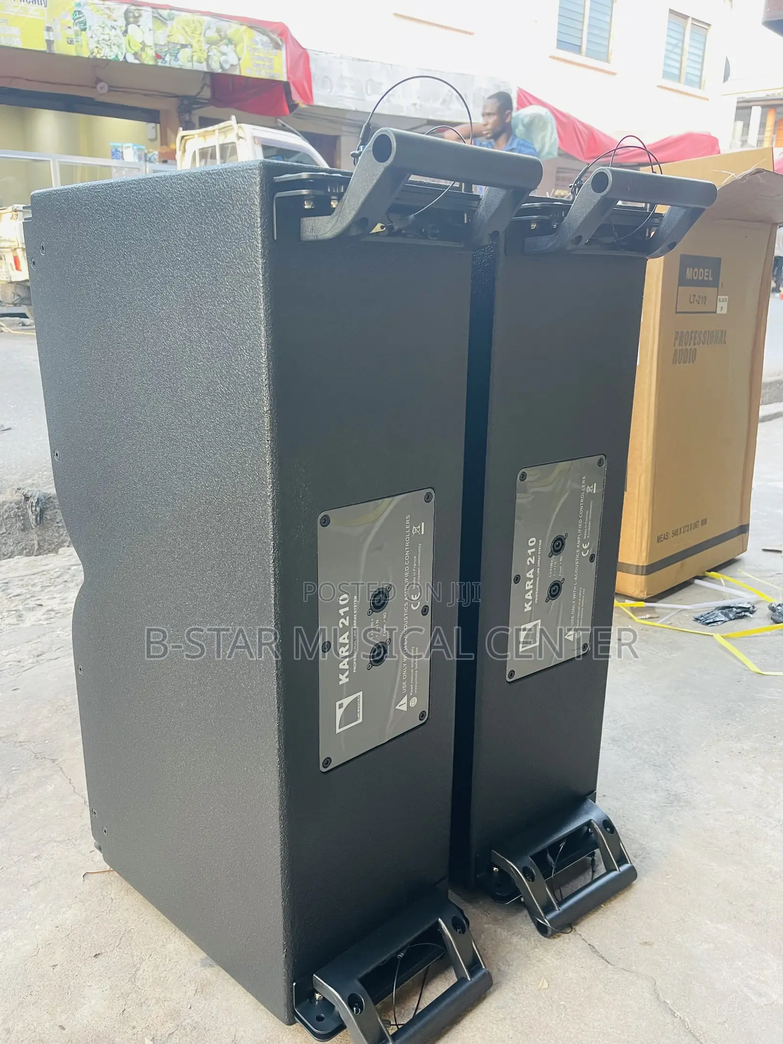 10 ‘’ L’Acoustic Kara Line Arrays