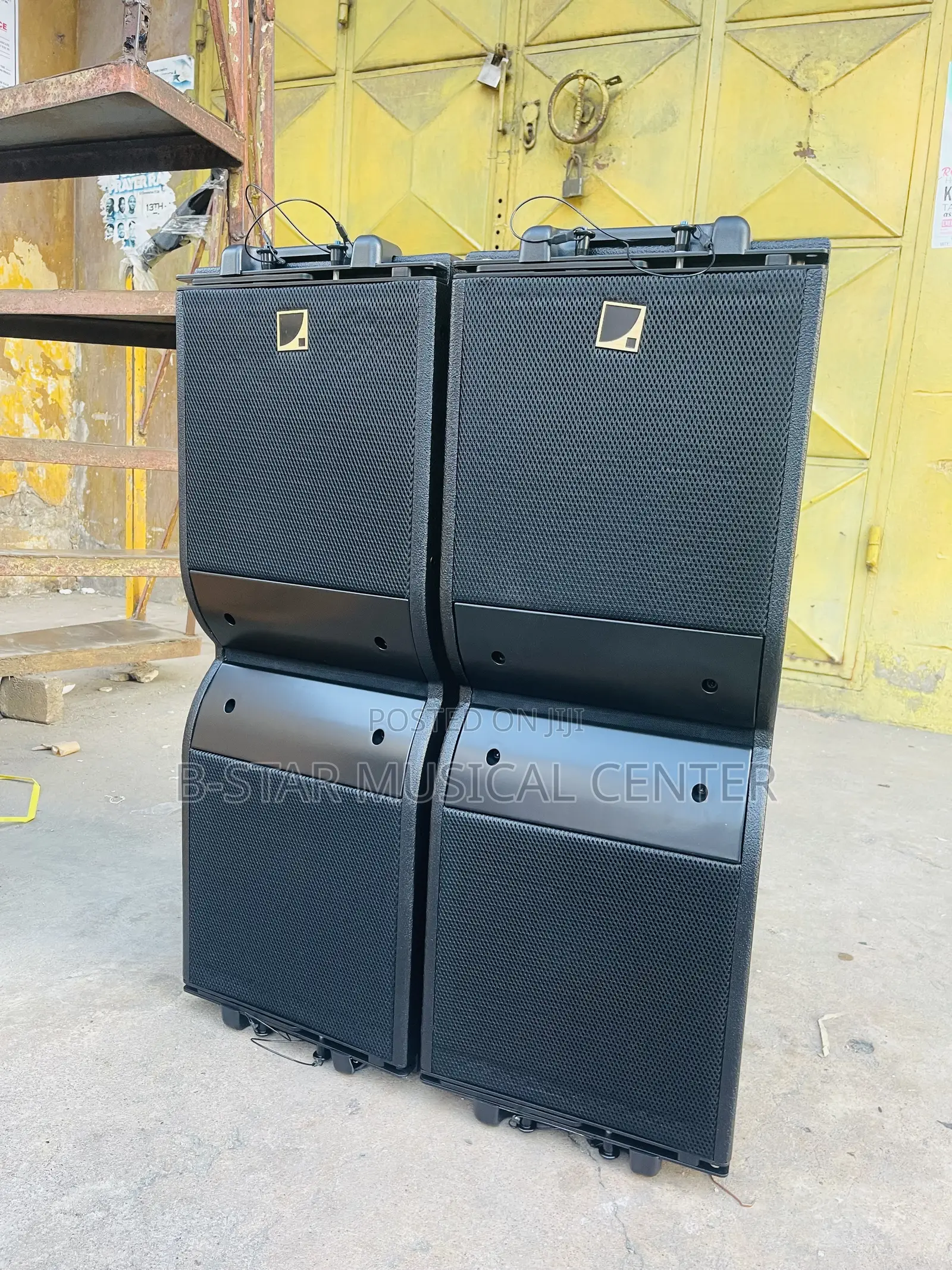 10 ‘’ L’Acoustic Kara Line Arrays