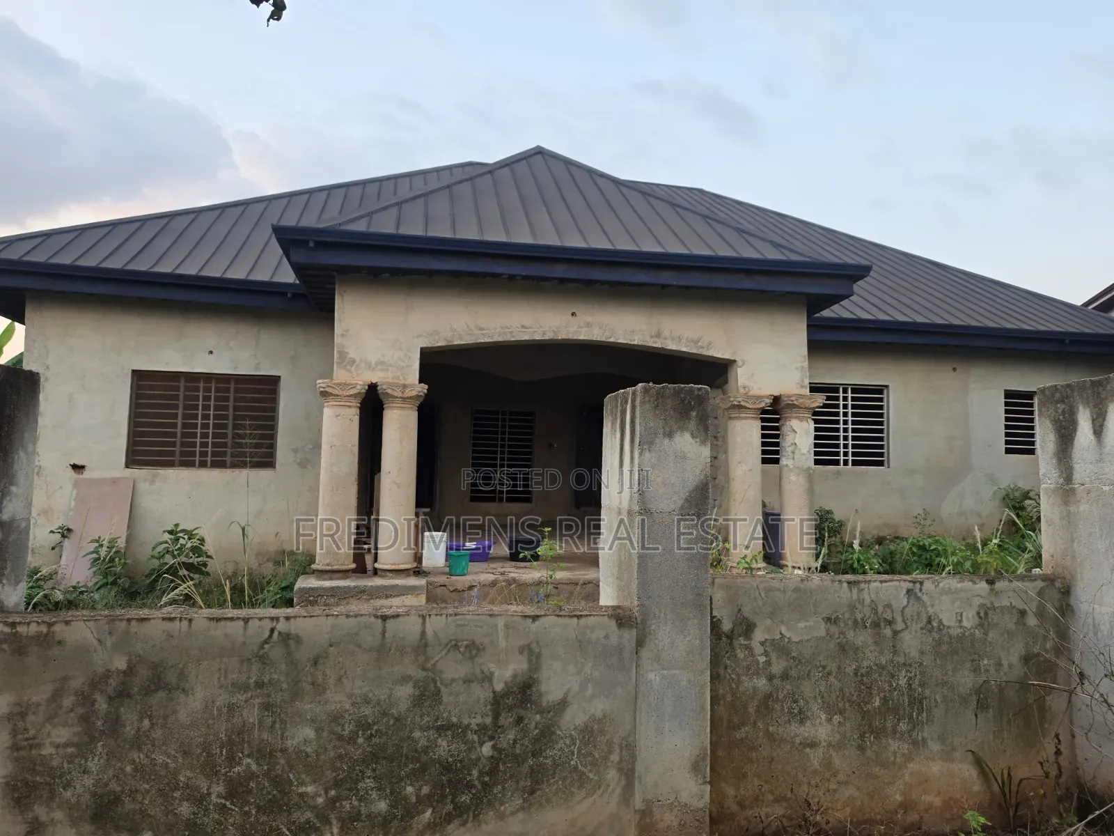 4bdrm House in Fredimens Real, Afigya-Kwabre for sale