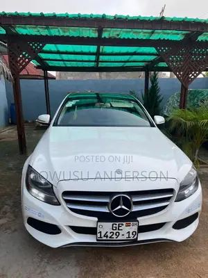 Mercedes-Benz C300 2016 White