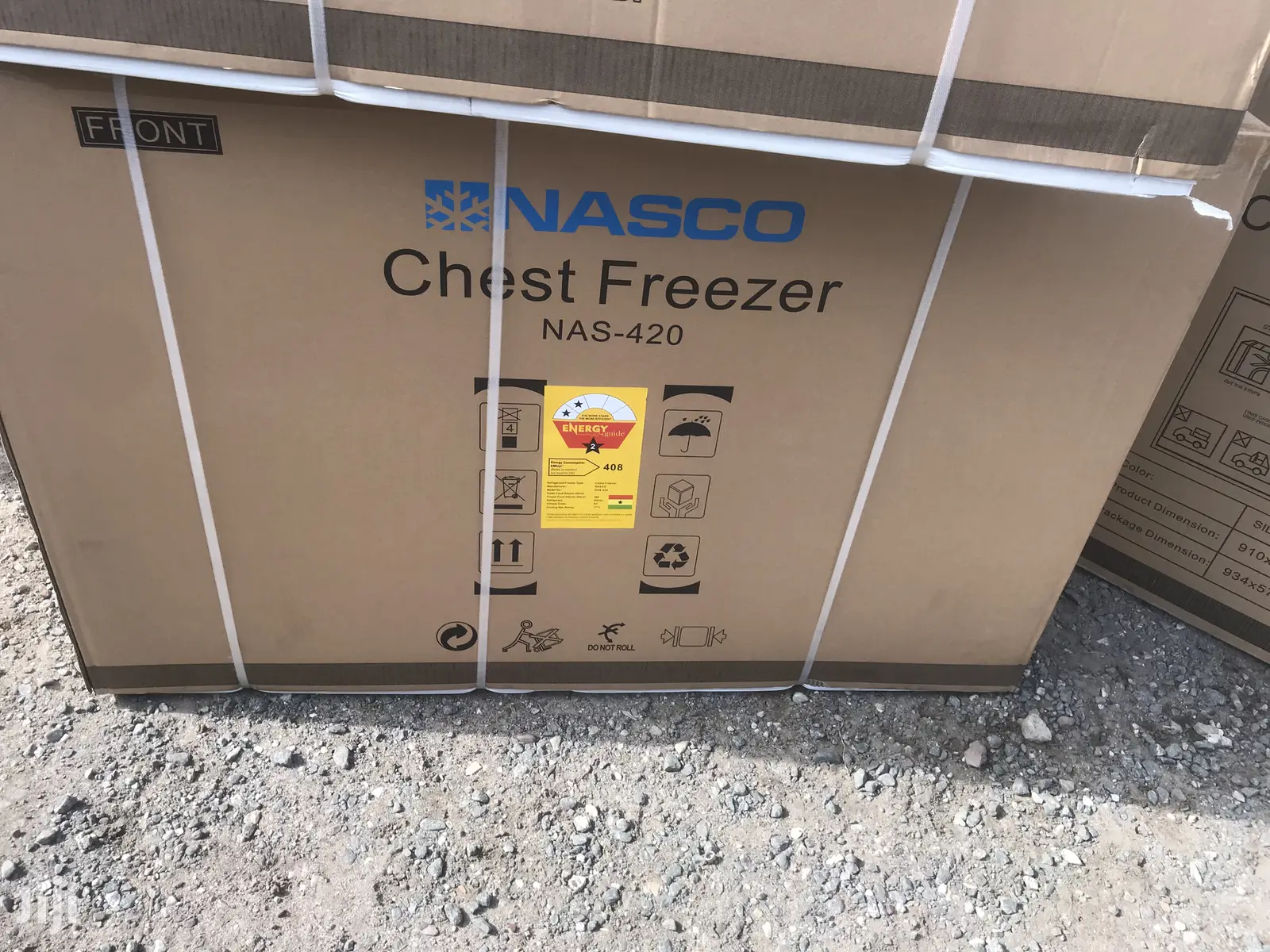 Single Door Nasco Nas420ssk 392litres Chest Freezer
