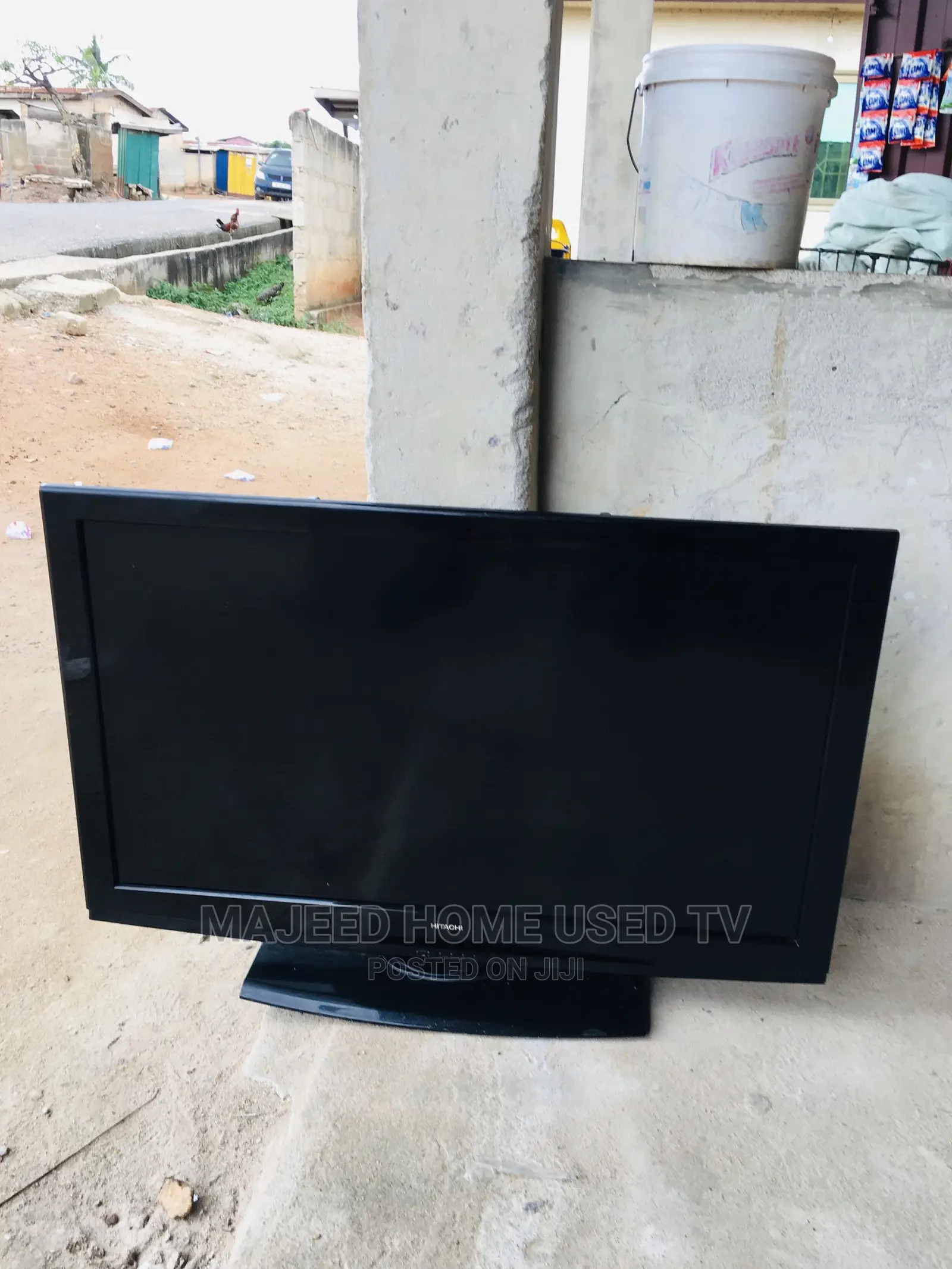 42inches Hitachi Digital Tv