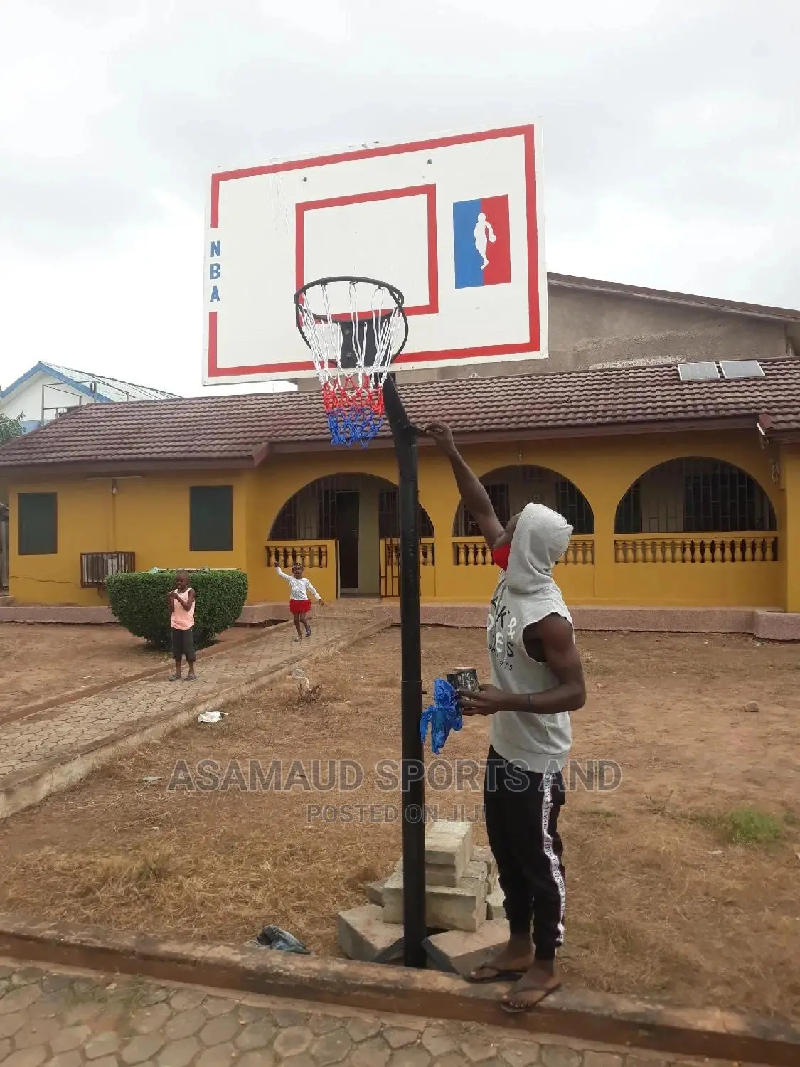 Original Basketball Stand Set At Cool Price