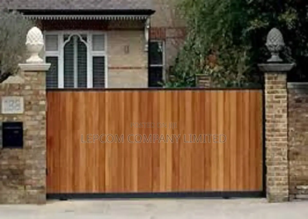 Wood and Metal Gate