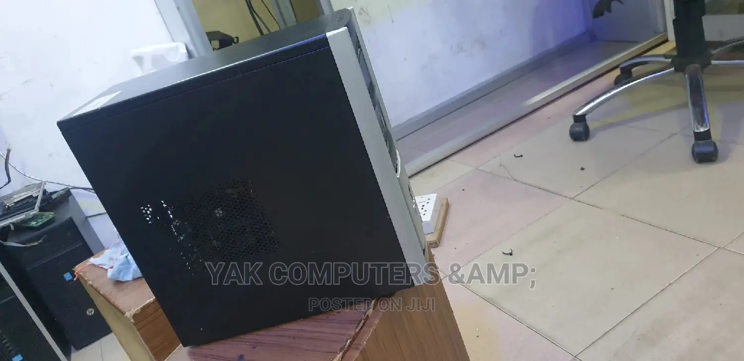 Desktop Computer 8GB Intel Core I5 HDD 500GB