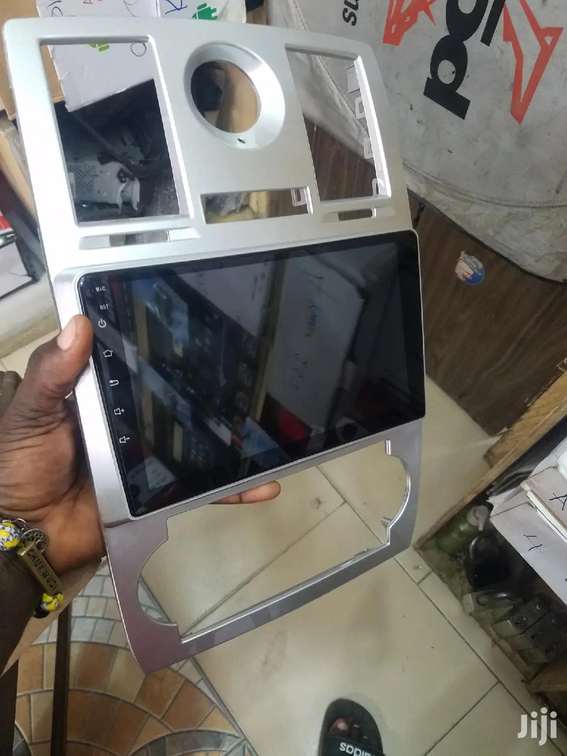 Chrysler 300 Android Sound System