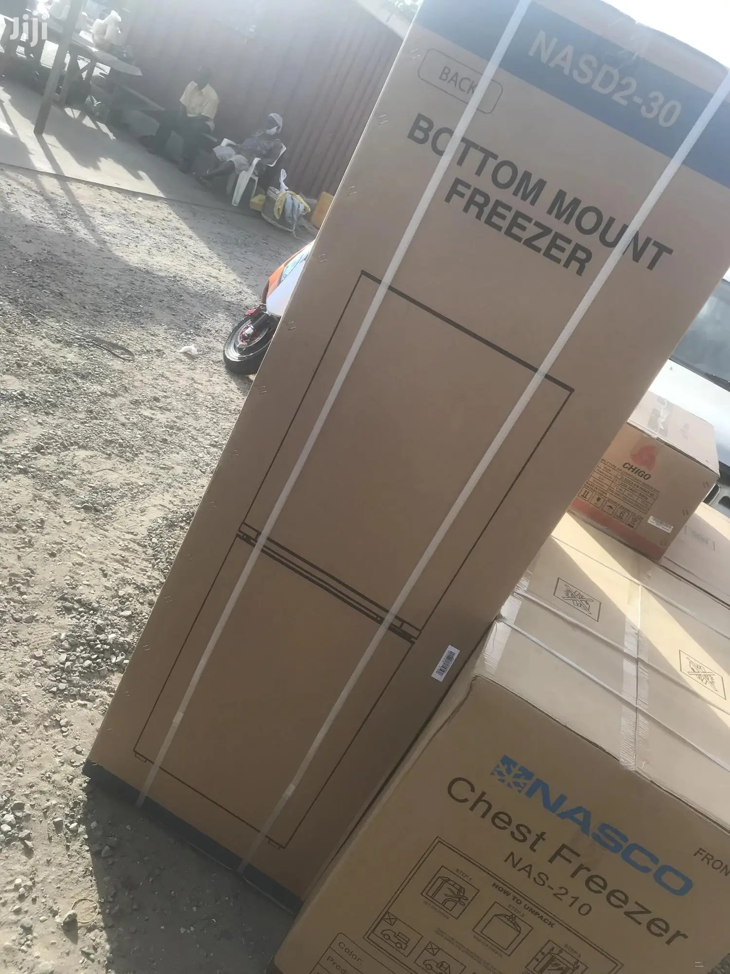 Nasco Double Door Bottom Freezer 226L