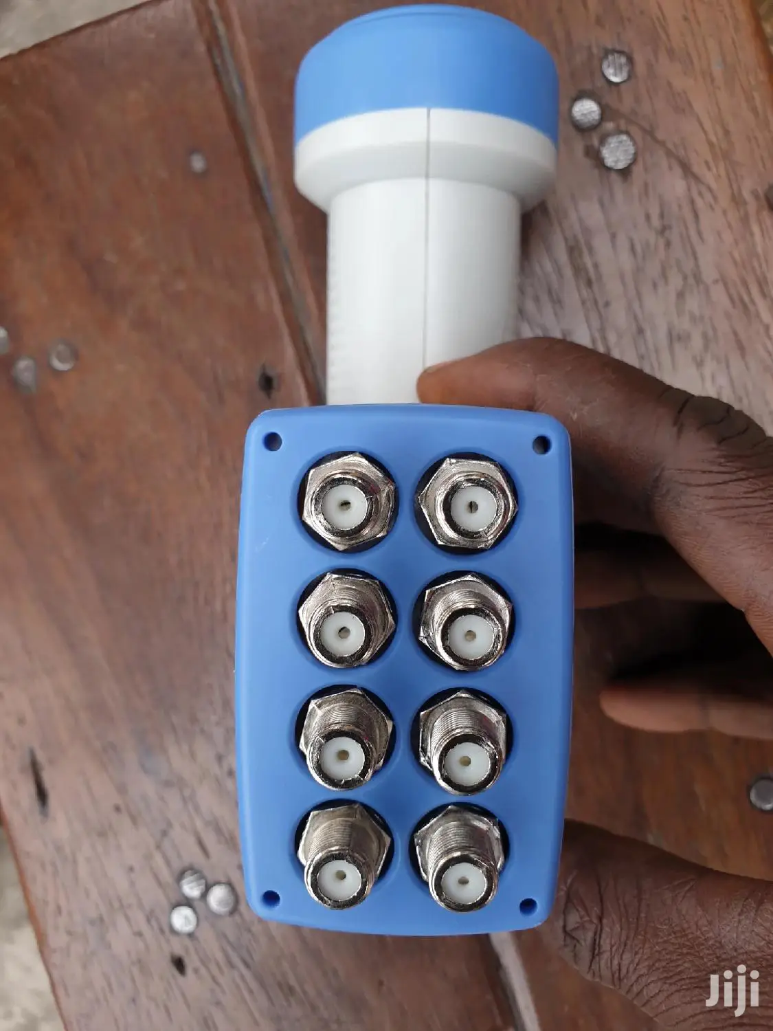 8ways LNB for All Satellite Dish