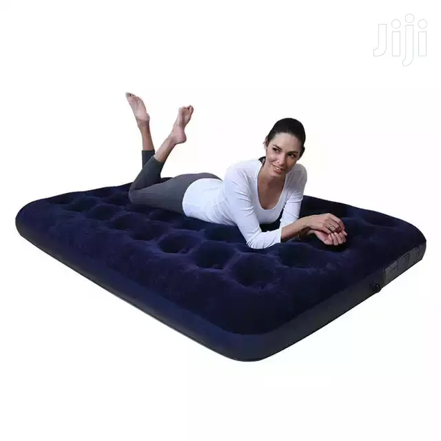 Beautiful Inflatable Mattress/Bed With Free Pump