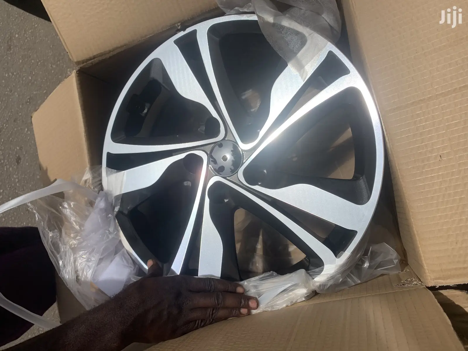 Original HUNDAI Elantra Rim