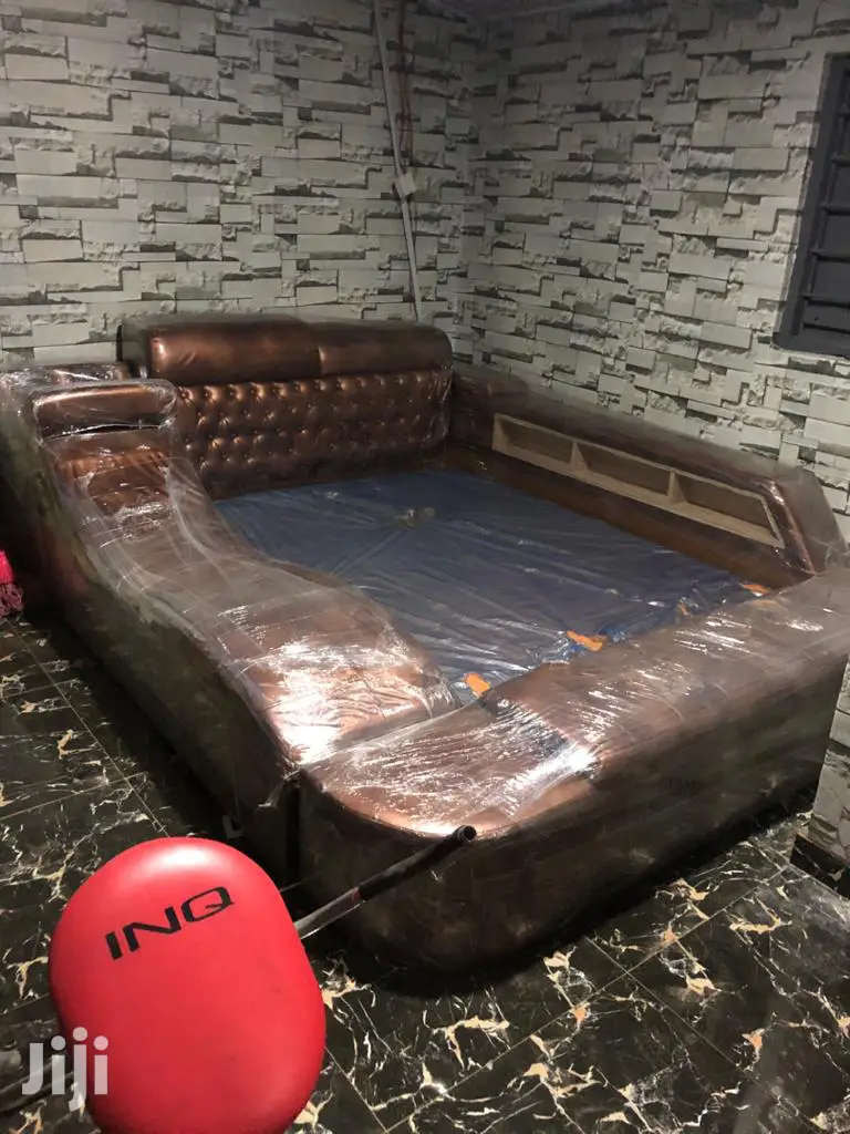 Fantastic Queensize Bed With Matress. Promotion.
